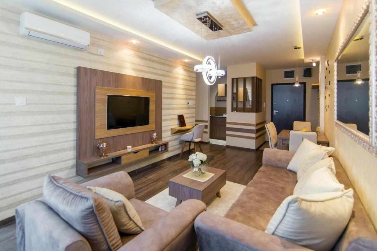 Apartmani Eleganza & La Vista Нови-Сад Экстерьер фото